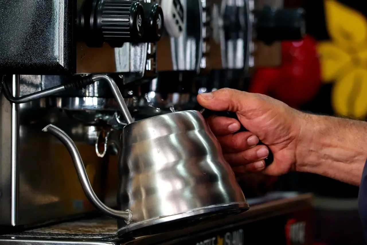 Hvad må man tjene ved siden af førtidspension? Så meget kan du tjene uden at miste ydelserne